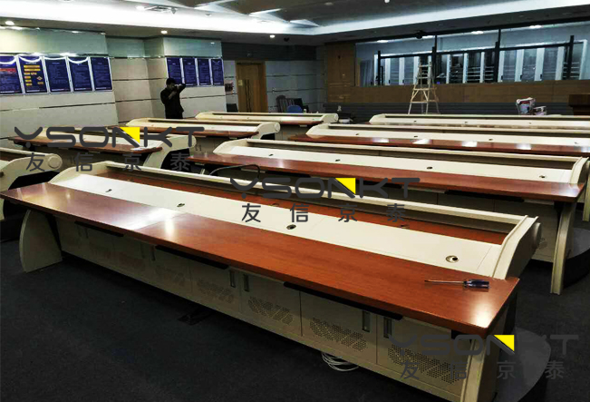 高端指揮中心控制臺哪個設計做得好?