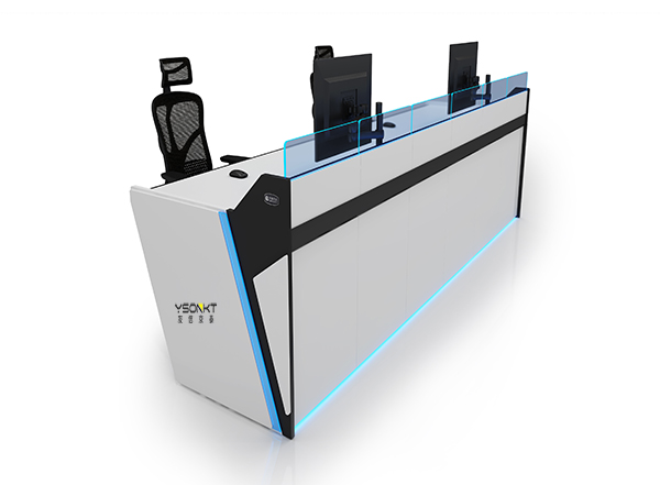 監(jiān)控臺(tái)