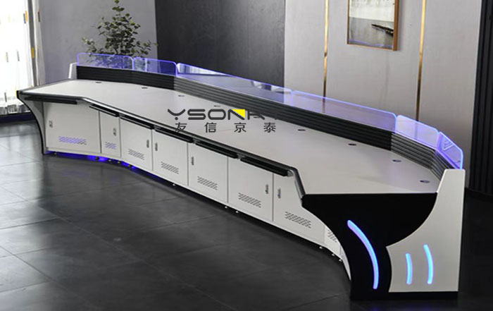 監(jiān)控臺(tái)